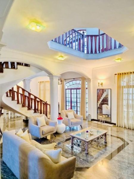 Living Room - (BH158) Luxury Three Storey House for Sale in Wattala