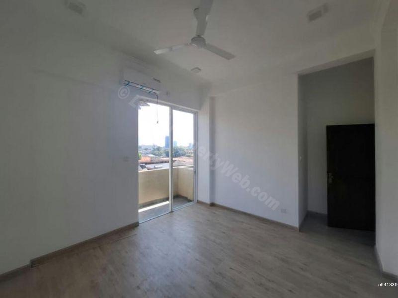 Apartment for sale in Colombo 5