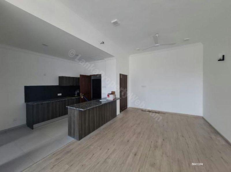 Apartment for sale in Colombo 5