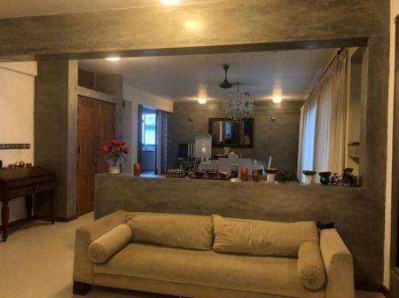Living Room - Apartment Complex for Sale in Colombo 05 (A4210)