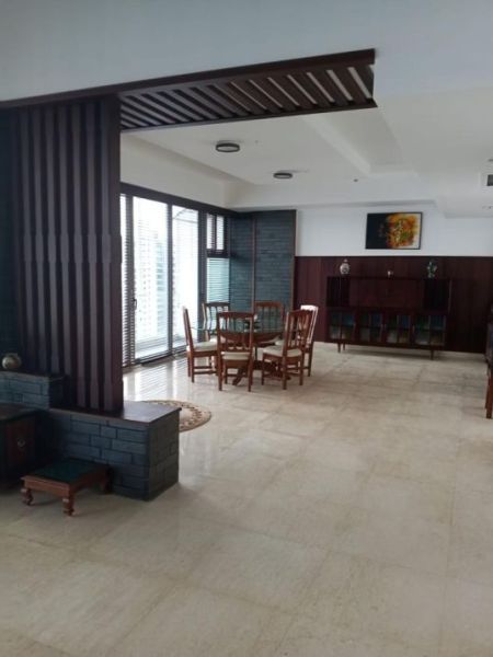 Living Room - 🏙️ The Monarch Penthouse For Rent – Colombo 03 - PDA284