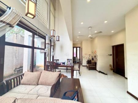 Living Room - House for sale in Nugegoda 