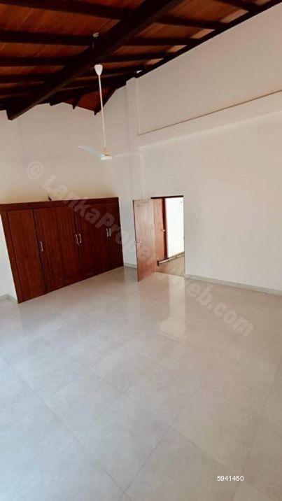 House for sale in Boralesgamuwa
