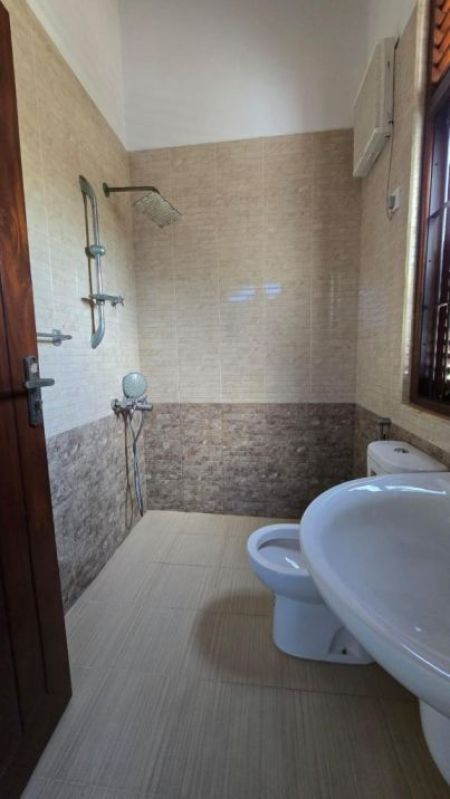Bathroom - 25	Perch Land with 2 Storey House for Sale In Waththegedara ,Maharagama PCCC – A1