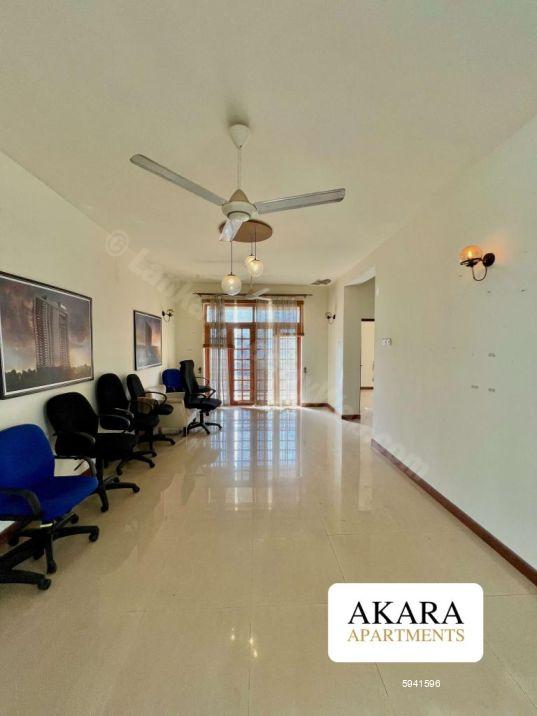 Apartment for rent in Rajagiriya