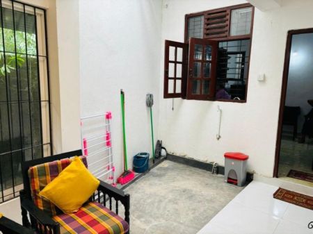 Living Room - (RR656) Fully Furnished House for Rent in Bandaragama