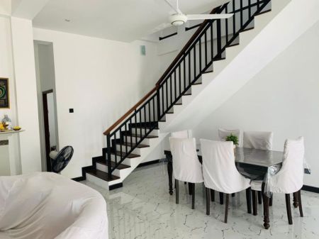 Living Room - (PH158) Luxury Two Storey House for Sale in Nugegoda