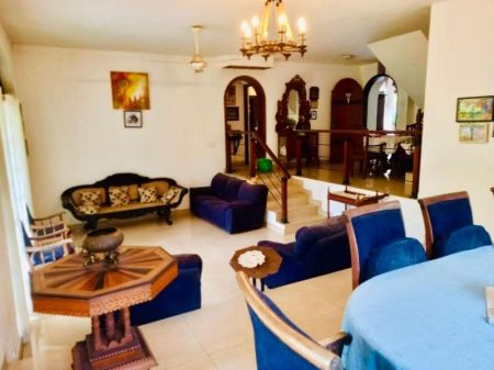 Living Room - (PH512) 37 Perch Land With House for Sale in Kotte