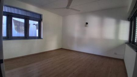 Bedroom - 🏡 Spacious 9 Bedroom House for Rent Colombo 05 - PDH287