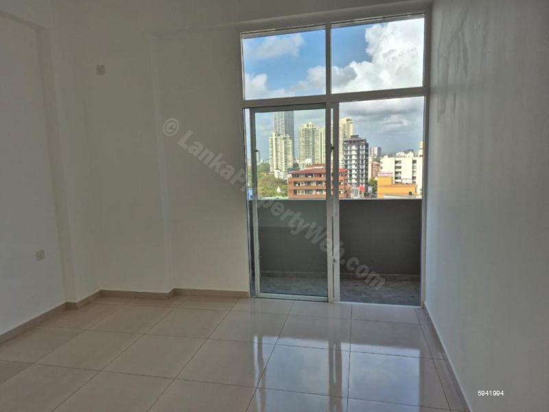 Apartment for sale in Colombo 6