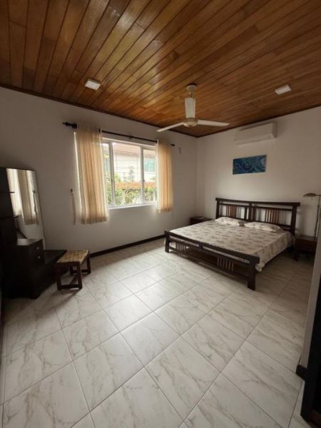Bedroom - 4 Bedroom House for Rent – Eden Gardens | LKR 300,000/Monthly (EM044RH)
