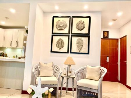 Living Room - Fairway Sky Garden Furnished Apartment for Sale - A52772