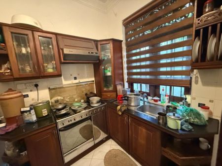 Kitchen - 🏡LUXURY🛏️ 04-BEDROOM HOUSE FOR RENT 📍 MAKOLA🏊‍♂️ Large Private Swimming Pool🐶 Built-in Dog Cages & Dedi Pet Area✨