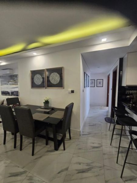 Dining room - Crescat apartment for sale - fully furnished 