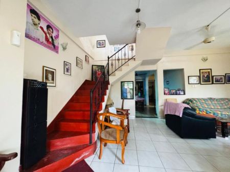 Living Room - (RH417) Spacious Two Storey House for Sale in Ratmalana