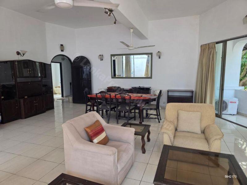 Living Room - House for rent in Colombo 5