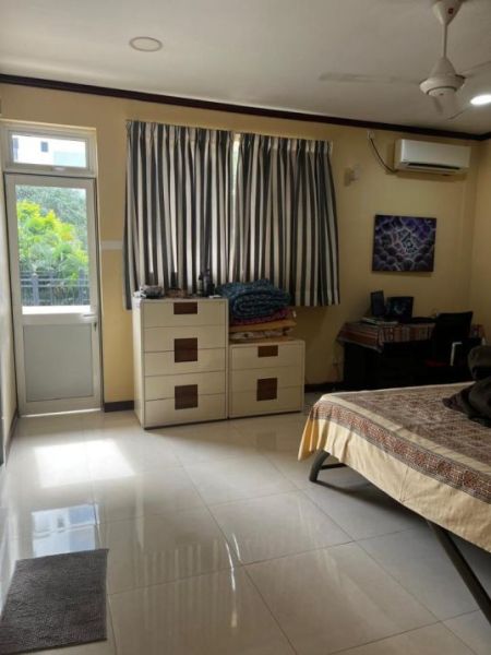 Bedroom - Spacious 9-Bedroom Residence for Sale – Colombo 4