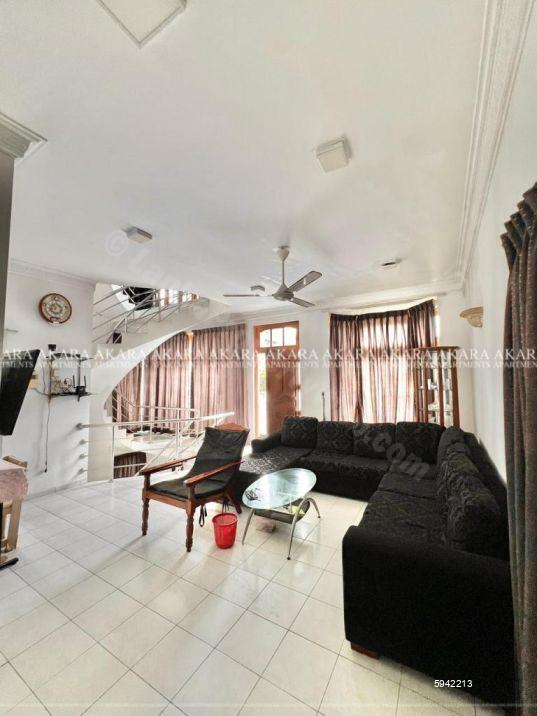 Living Room - House for rent in Kalubowila