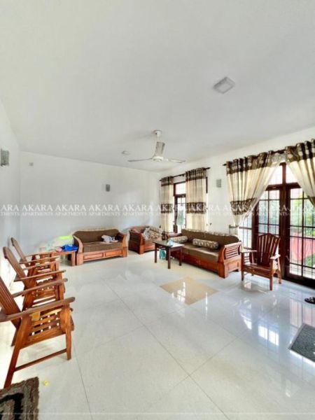 Living Room - 5 Perches Furnished House for Rent - HL52166