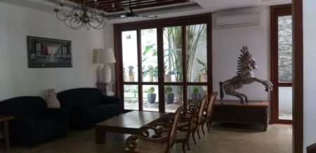 Living Room - Architech Designed fully Air conditioned Luxury House for Sale at Pelawatta