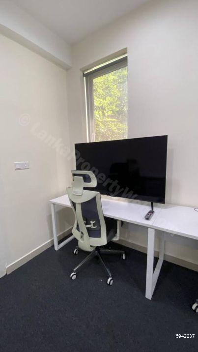 Commercial for rent in Colombo 4