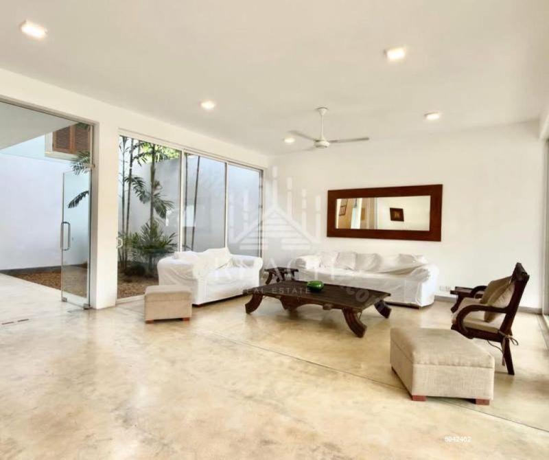 Living Room - House for rent in Nawala