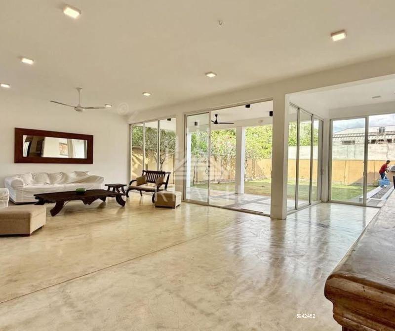 Living Room - House for rent in Nawala