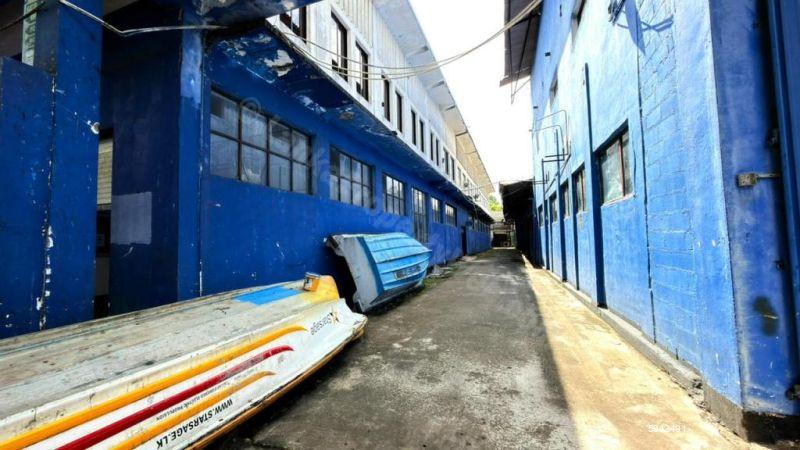Commercial for sale in Wattala
