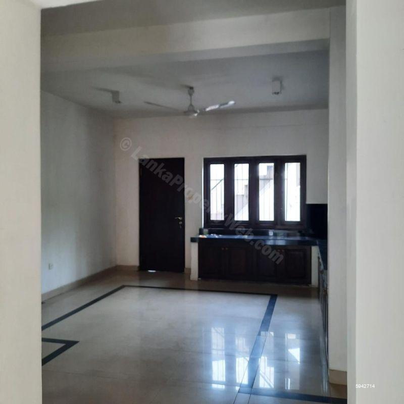 House for rent in Colombo 8