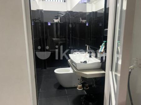 Bathroom - Apartment For Rent In Colombo 05 ( File No 5329a)
