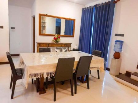 Dining room - House for Rent in Colombo 07