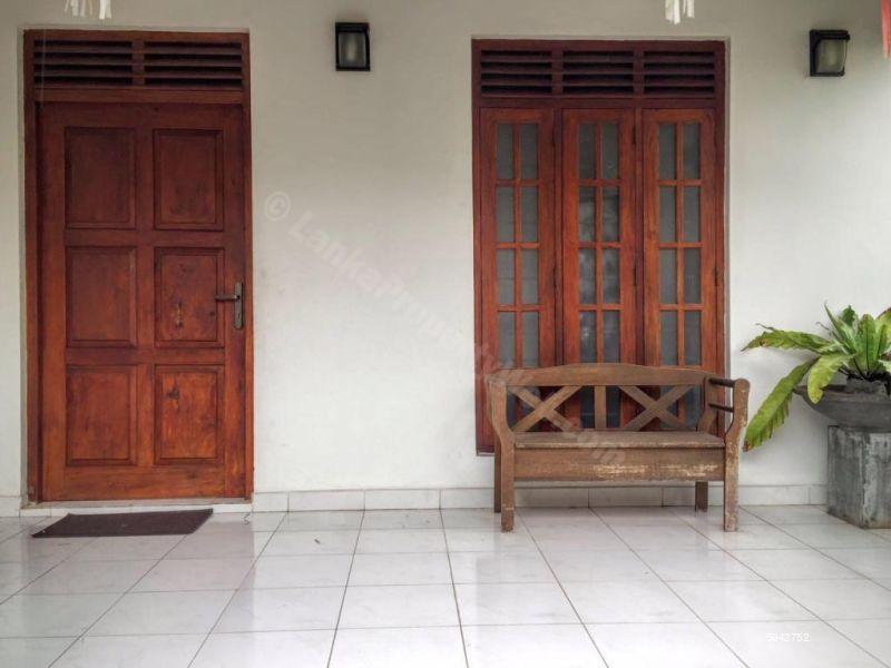 House for sale in Thalahena