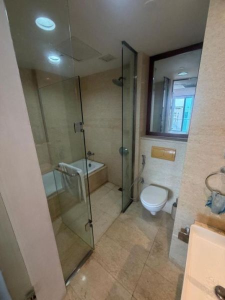 Bathroom - Apartment For Rent in Colombo 03 - Monarch Apartments