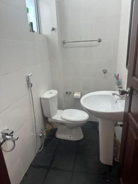 Bathroom - 1Bedroom Furnished Apartment for Sale | Colombo 06