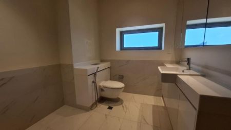 Bathroom - Presidential Penthouse For Rent In Colombo 02 At Cinnamon Life
