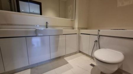 Bathroom - Presidential Penthouse For Rent In Colombo 02 At Cinnamon Life
