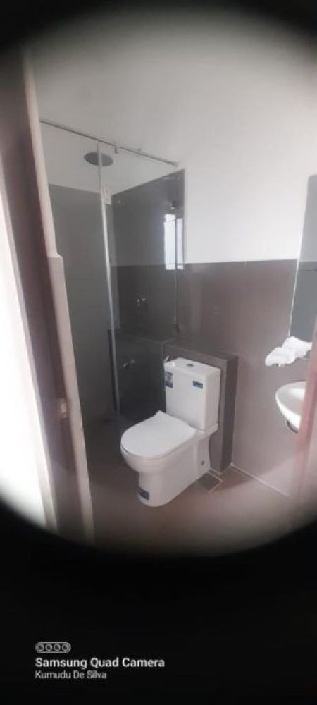 Bathroom - Canterbury/Unfurnished/2 beds/for rent in Piliyandala 