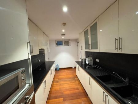 Kitchen - Fairmount Urban Oasis /Furnished/03beds for rent in Rajagiriya 