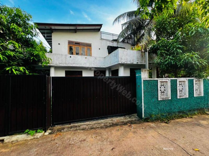 Exterior - House for rent in Panadura