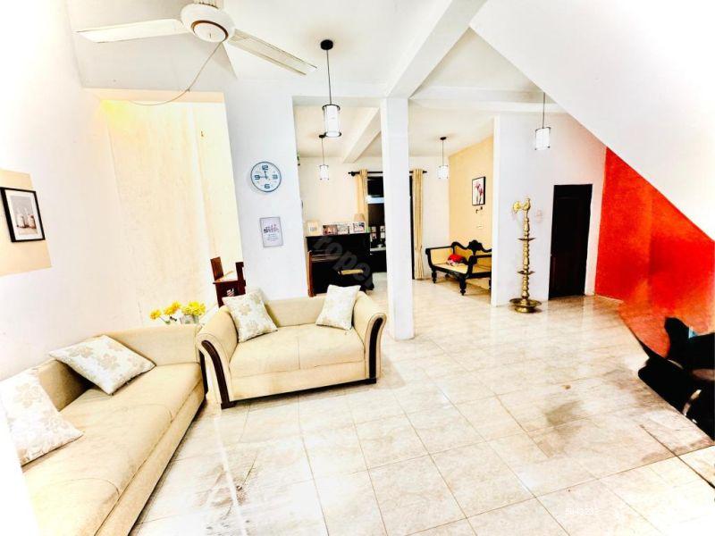 House for sale in Nugegoda