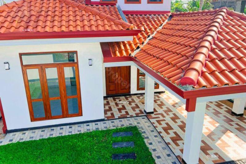 House for sale in Negombo