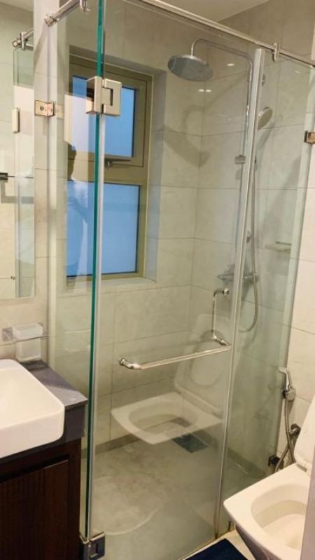 Bathroom - A luxurious 2-bedroom apartment is available for rent at The Grand, Colombo 07