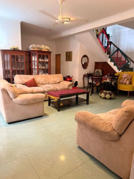 Living Room - ￭  Colombo 05 ￭ 05BR House For Rent ￭ (NK11694)
