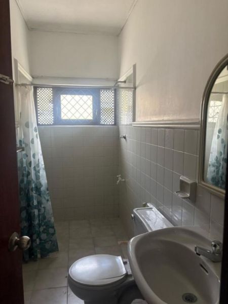 Bathroom - For Lease 04 Bedroomed Spacious 2 Storied House In A Residential Area In Pelawatte | LH03720