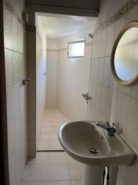 Bathroom - House for rent in Nawala " The Attic"