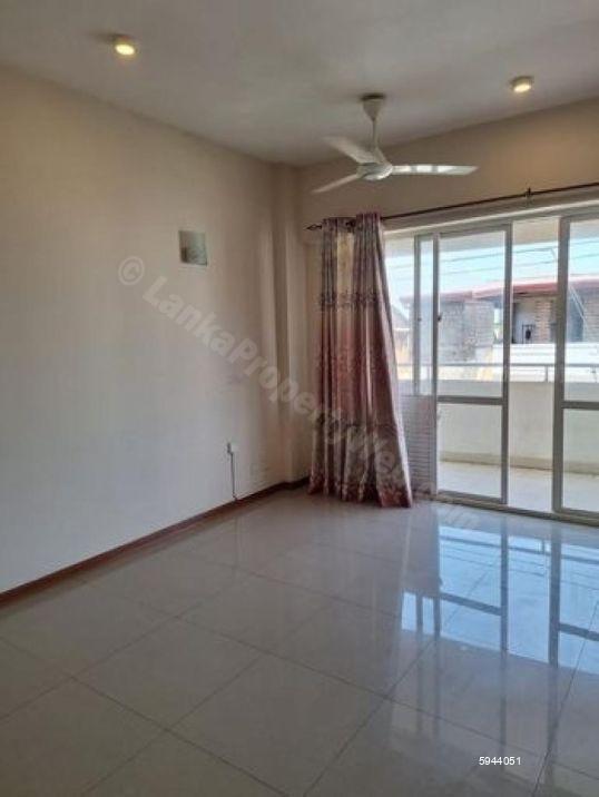 Apartment for sale in Mount Lavinia