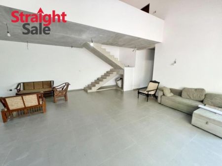 Living Room - Nearly Complete Contemporary Home for Sale in Pelawatte, Battaramulla [HS 04]