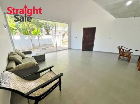 Living Room - Nearly Complete Contemporary Home for Sale in Pelawatte, Battaramulla [HS 04]