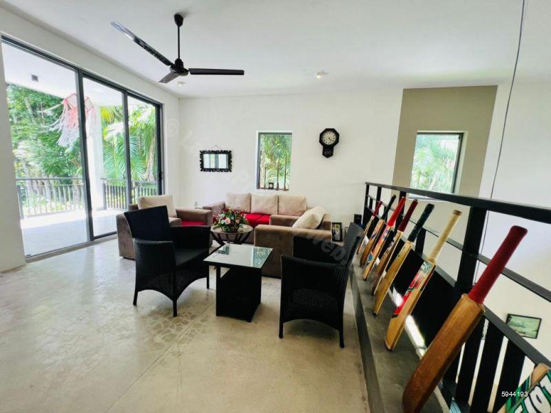 Living Room - House for sale in Bandaragama