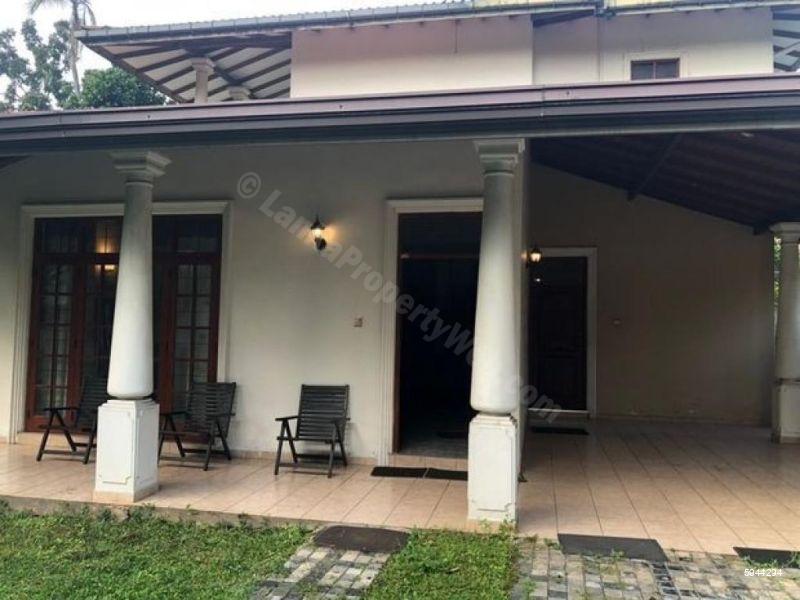 Exterior - House for rent in Piliyandala